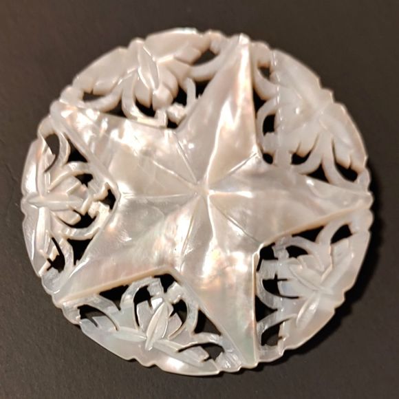 Mother of Pearl Brooch Hand Carved - Picture 1 of 2